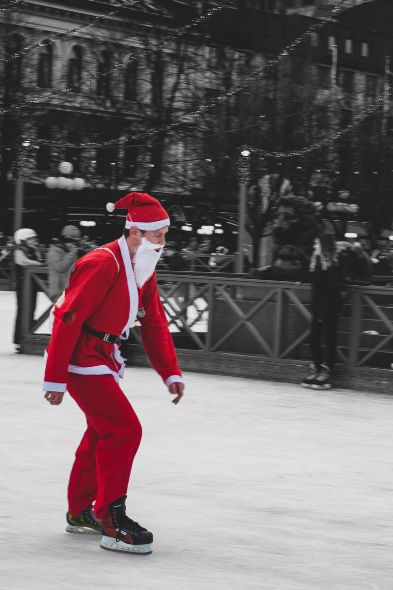 teenager, ice, man, santa, standing, people, snow, winter, selective color, winter sport, red, skating, full length, one person, shoe, new year, sport