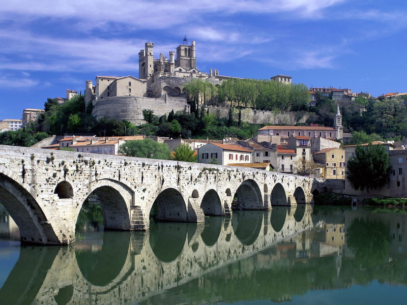 city, urban Scene, town, travel, built Structure, cultures, sky, the past, connection, outdoors, ancient, czech Republic, old, summer, bridge, medieval