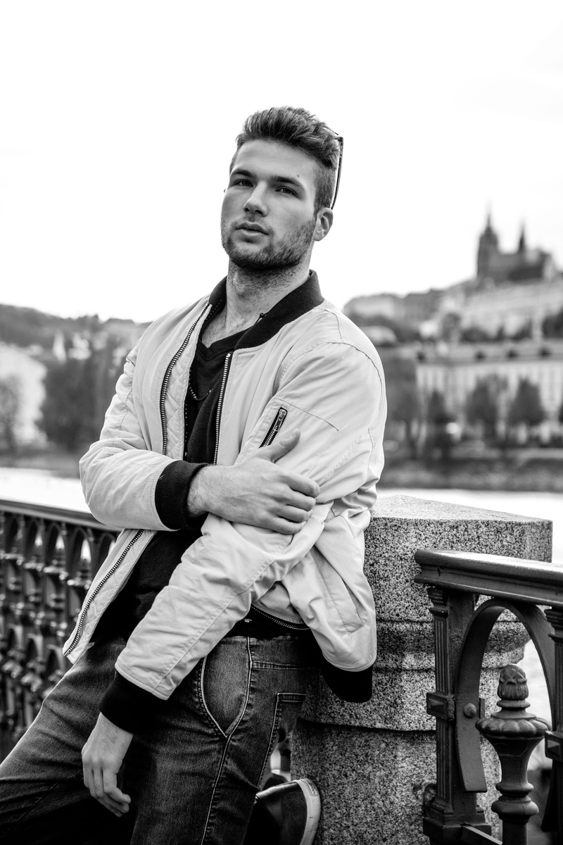 nature, one person, boy, young adult, hand, cute, old, contemplation, guy, seat, three quarter length, casual clothing, looking at camera, photoshoot, portrait