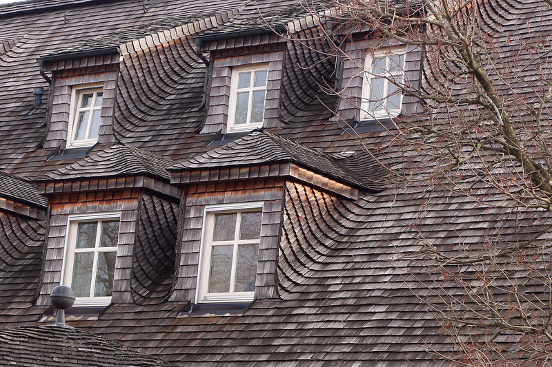 Wood, day, facade cladding, staircase, bird, brick wall, roofing, animal themes, Wood Shingle, architecture, larch, wood, no people, Wood, brick, construction material