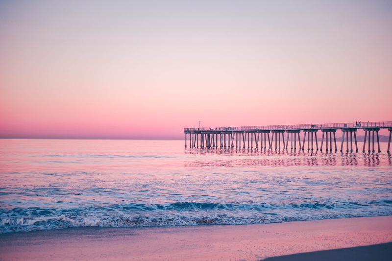 bodies, 5K, sea, water, tranquil scene, horizon over water, nature, near, blue, no people, wooden, motion, beauty in nature, romantic sky, purple, horizon