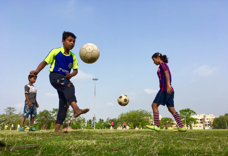 full length, workout, childhood, ball, sport, hooghly, sports equipment, human arm, grass, playground, 391, men, mid-air, outdoors, day, 4K, soccer, india