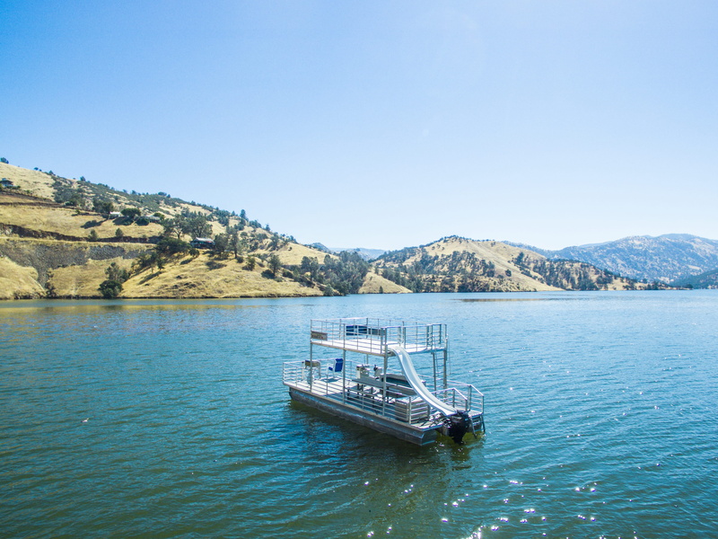 scenics - nature, clear sky, no people, summer days, sanger, water, fresno, beauty in nature, nature, hillside, lake, united states, waterfront, 4K, daytime