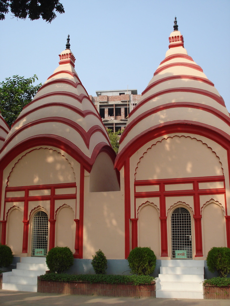 architecture, outdoors, spirituality, plant, arch, tree, hedge, the past, architectural column, tower, building Exterior, hindu temple, spire, history