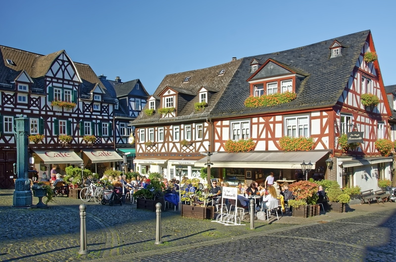 people, built structure, hesse, outdoors, group of people, germany, street, lifestyles, truss, braunfels, men, crowd, historic center, historically, city