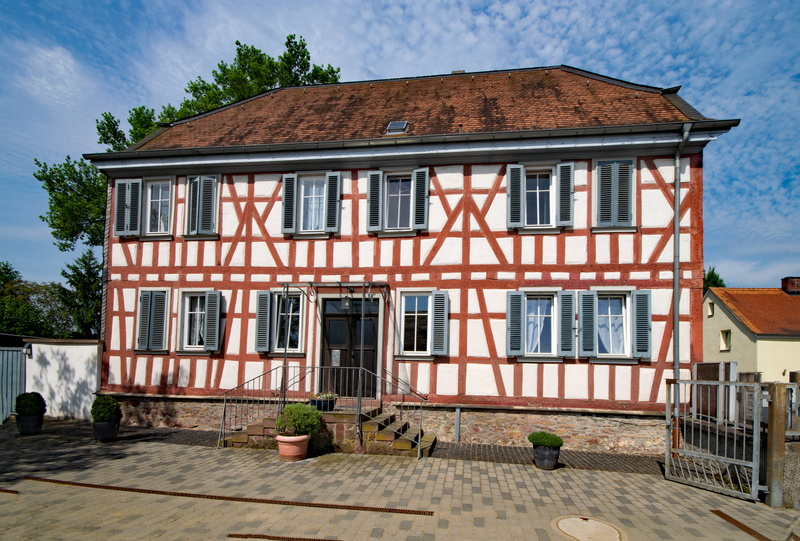 building exterior, footpath, glass - material, architecture, row house, europe, outdoors, street, truss, nature, sky, darmstadt, window, hesse, old town