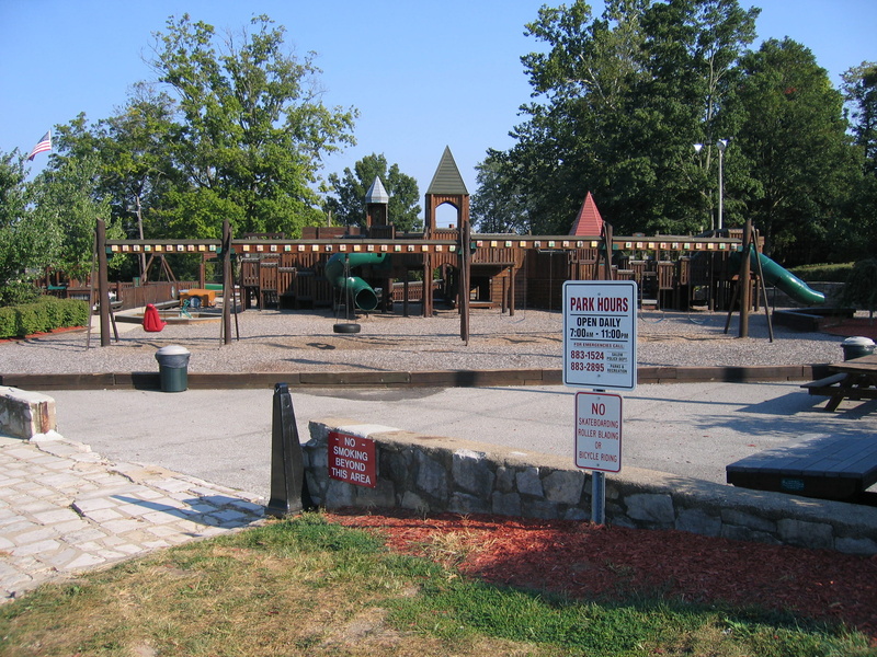grass, land, building exterior, place, sunlight, park - man made space, park, playground, no people, Riley, Salem, salem, rileys place, 2K, tree, shadow