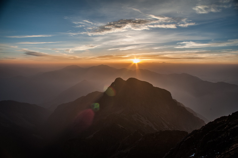 tranquility, jade mountain, sunset, mountain peak, sunrise, mountain, peak, high, no people, dusk, sunlight, remote, mountain range, lens flare, sunbeam