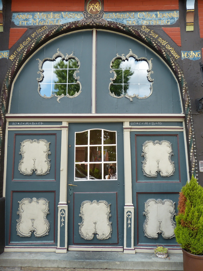 day, gate, art and craft, building, entrance, residential district, rheda-wiedenbrück, creativity, closed, old town, outdoors, building exterior, architecture