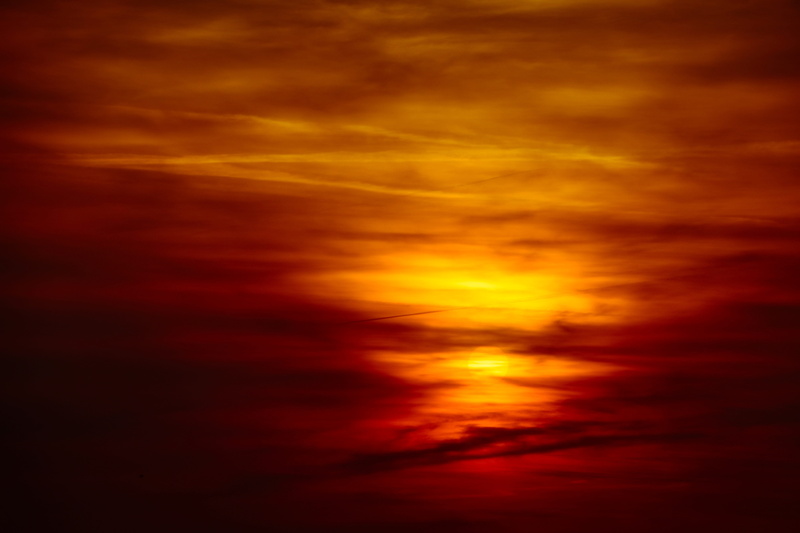 beautiful, backgrounds, dusk, atmospheric, beauty in nature, sky, multi colored, evening, meteorology, textured effect, light, outdoors, clouds, orange color