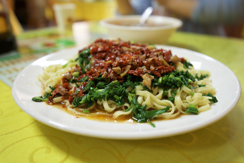chinese noodles, focus on foreground, italian food, food, serving dish, dinner, plate, indoors, close-up, xinjiang, chinese food, foodie, table, indulgence