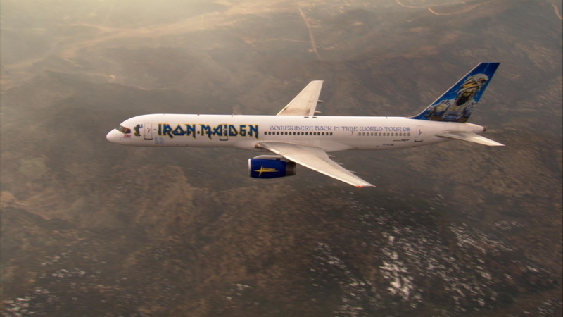 mode of transportation, business, people Traveling, airplane, iron, graphics, business Travel, corporate jet, blue, landing - Touching Down, aerospace Industry