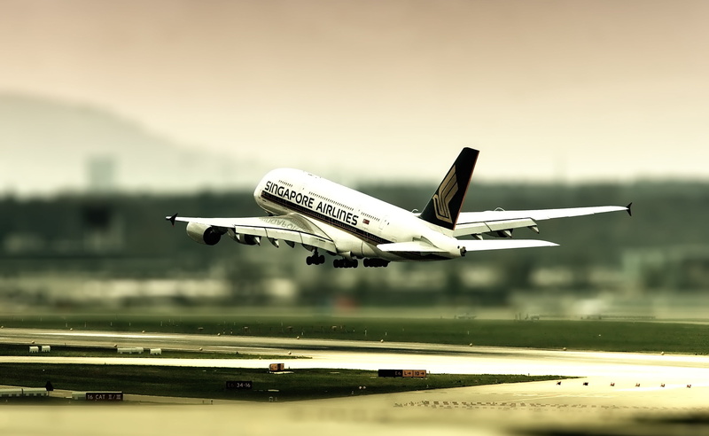 Airplane, taking off, travel, airport runway, black, 2K, transportation, leaving, on the move, outdoors, sky, Motors, airport, arrival, no people, mid-air