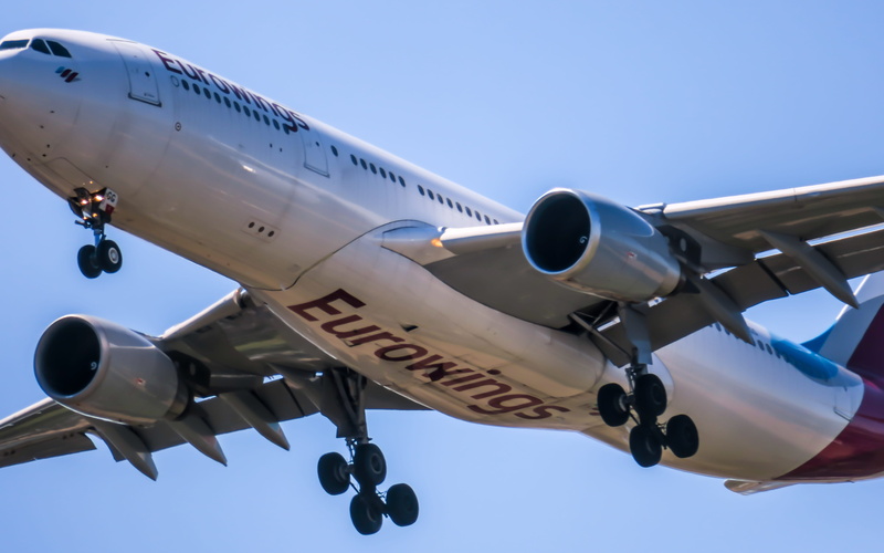travel, arrive, arrival, airplane, air vehicle, sky, aircraft, blue, nature, tourism, turbines, chassis, landing, sunlight, outdoors, motion, flying, clear sky