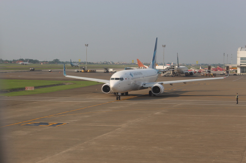 mode of transportation, aircraft, aircraft wing, copy space, transportation, aeroplane, air vehicle, sky, airport runway, garuda, airliner, no people, 5K