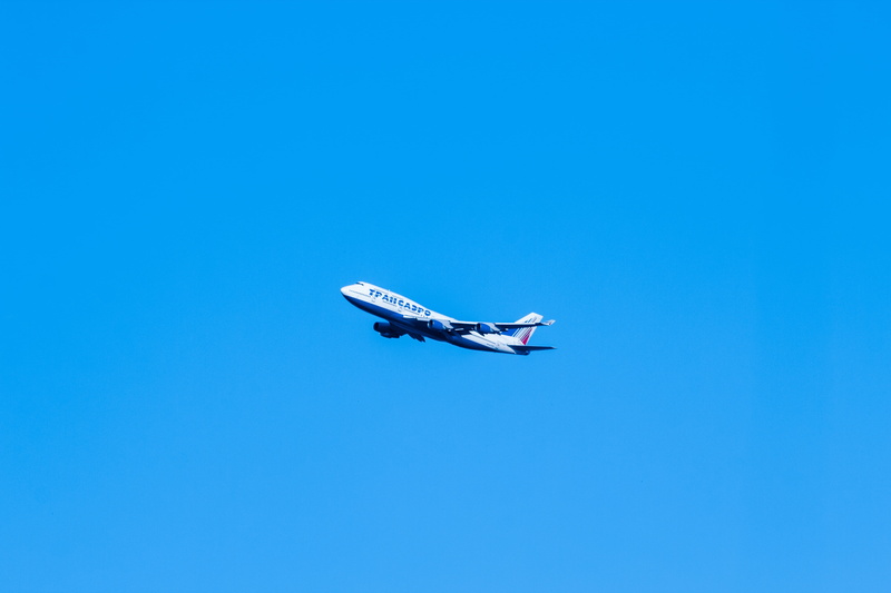 nautical vessel, plane, moscow, clear, clear sky, air traffic, 5K, day, flying, journey, aerospace industry, wing, vnukovo airport, airport, water, sky