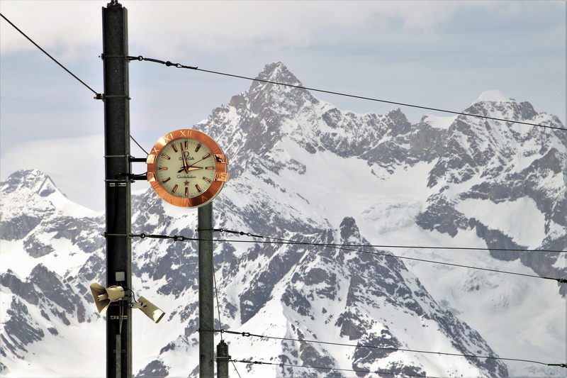 clock shield, seasons of the year, scenery, alpine, mountain range, day, snowcapped mountain, in the mountains, zermatt, cable, panorama, view, peace of mind