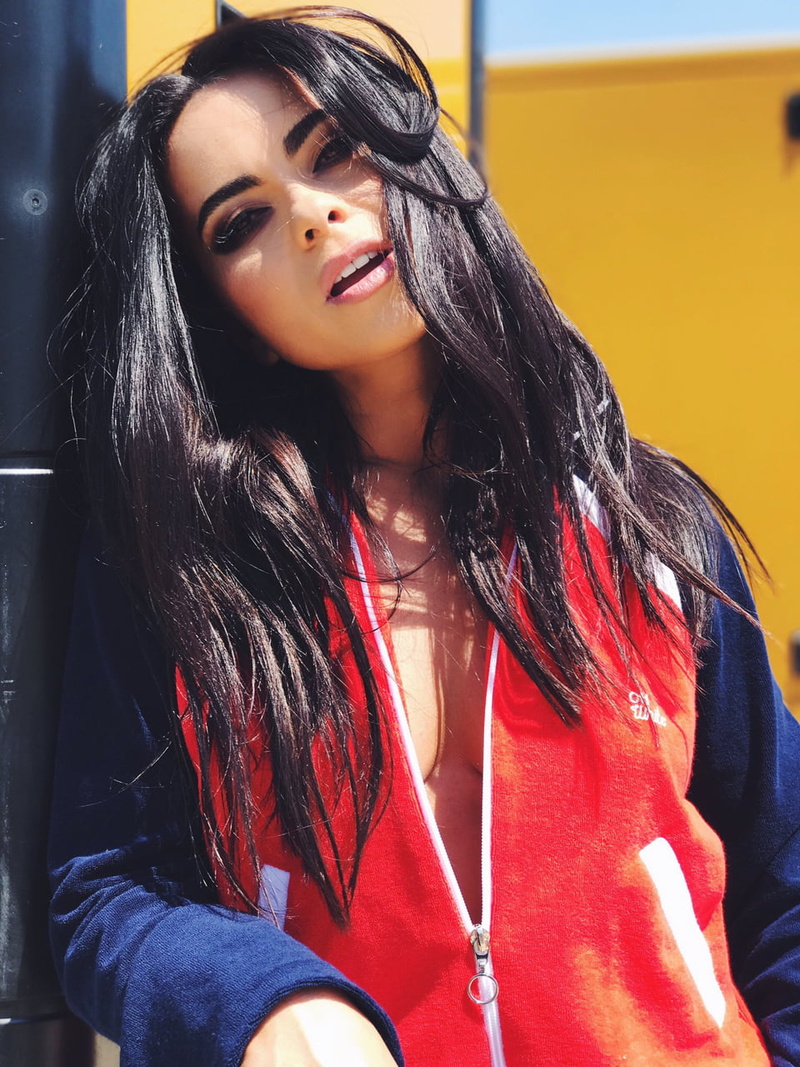 Romanian, brunette, outdoors, women outdoors, sunlight, women, Inna, 720P, long hair, dark hair, singer