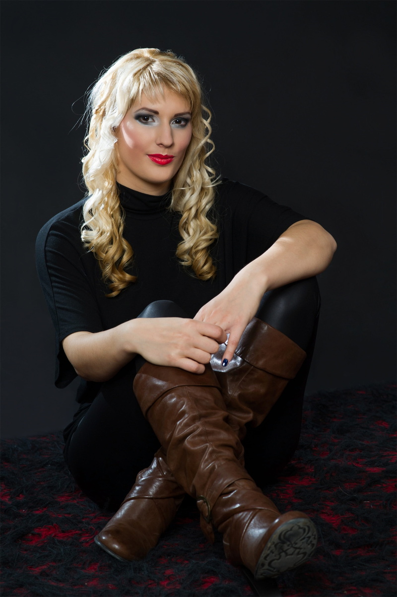 romanian beauty, looking at camera, woman, black clothing, foot, young adult, young women, fashion, romanian, romanian woman, fashion girl, blond hair