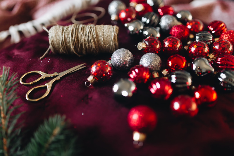 balls, art and craft, pearl jewelry, still life, decor, jewelry, selective focus, elegant, december, indoors, ornaments, holidays, craft, modern, close-up