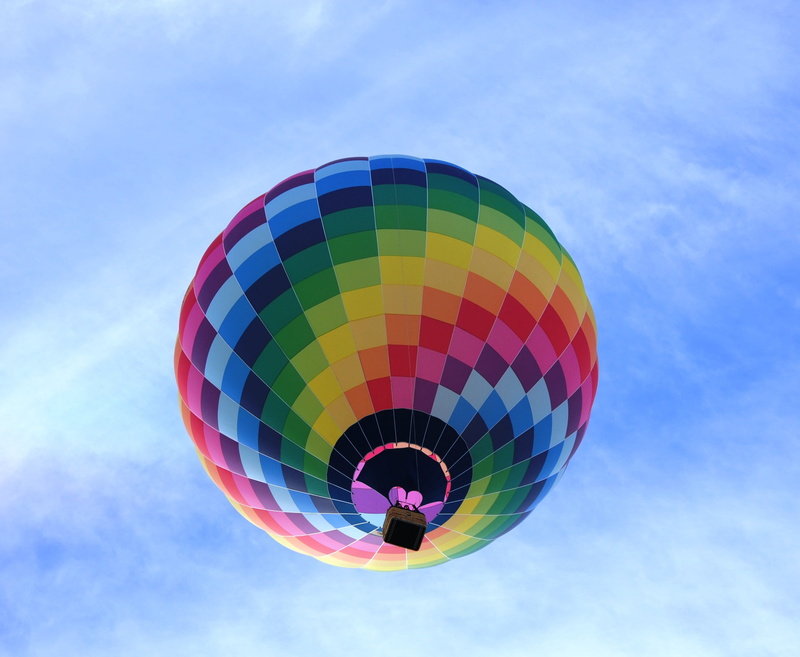 sky, parachute, worms eye view, high, round, nature, flying, sport, leisure, blue, soar, outdoors, balloon, colorful, pattern, leisure activity, travel