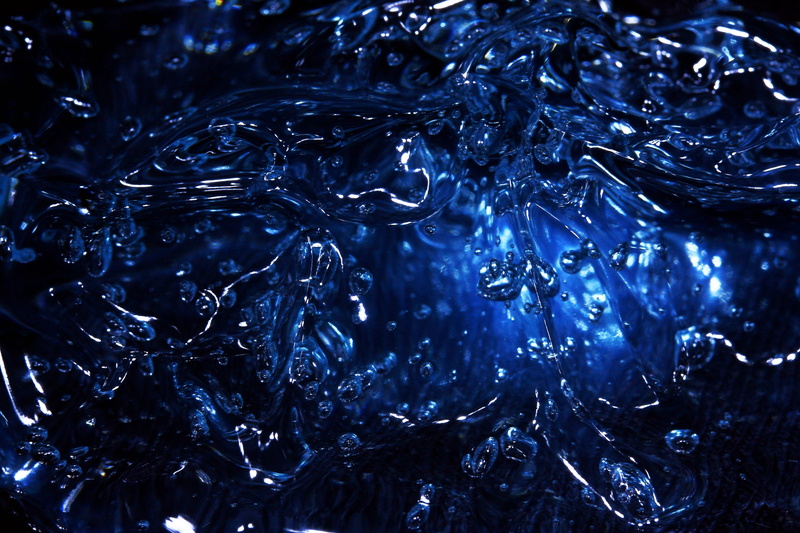 detail, backgrounds, motion, freshness, purity, bubble, cold temperature, light, day, macro, nobody, wet, close-up, blue, graphics, textured effect, decoration
