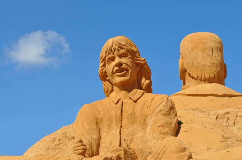 day, sand sculpture, man, one, statue, no people, blue, representation, algarve, travel, 4K, angle, travel destinations, person, photography, sculpture