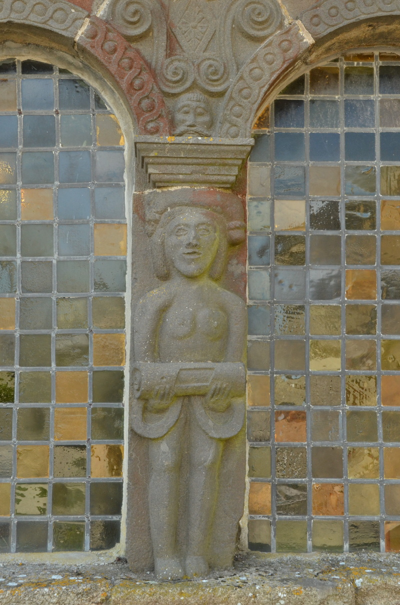 decoration, carving, built structure, no people, architecture, Glass, Image, male likeness, figure, womens art, 4K, statue, creativity, bas relief, spirituality