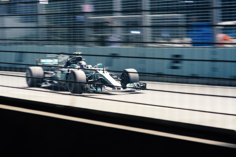 f1, road, people, 5K, city, wheels, city life, fence, nature, motion, blurred motion, architecture, speed, building exterior, racing, formula, track, street