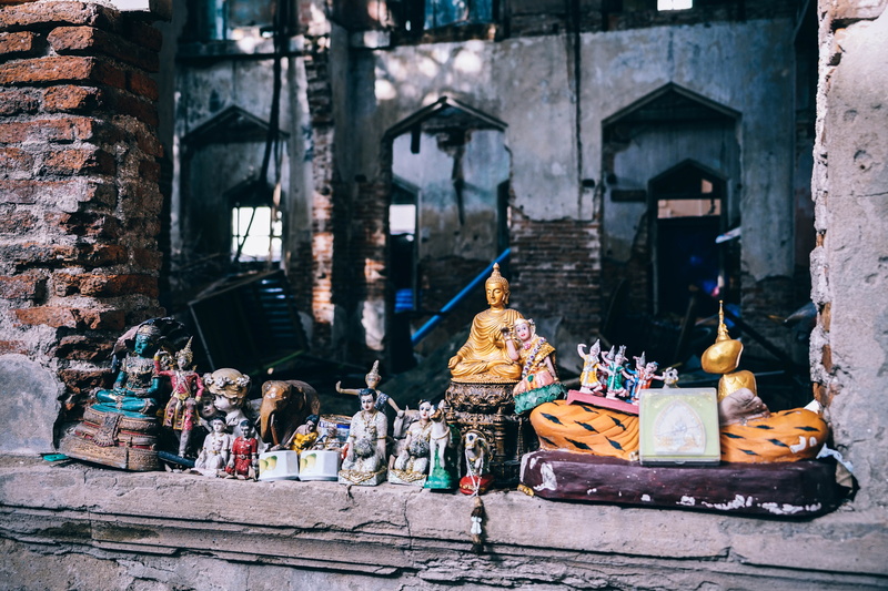 old-fashioned, outdoors, history, travel, town, old, wall, urban Scene, spirituality, statue, indigenous Culture, street, tourist, market, architecture