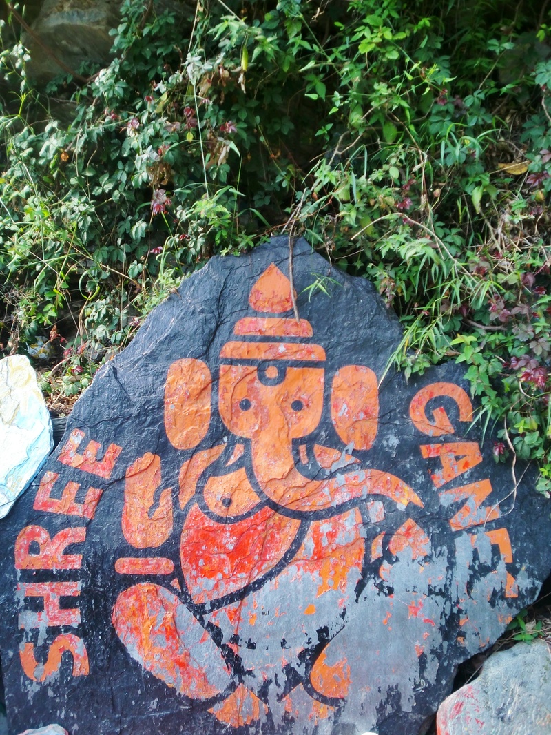 nature, plant part, wall, india, 2K, creativity, graffiti, ganesha, sign, representation, close-up, day, hindu, outdoors, orange, art, deity, plant, communication