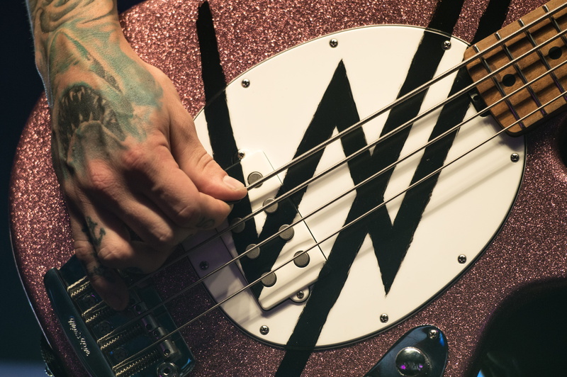 bass, close-up, guitar, strum, human body part, musician, drum - percussion instrument, human hand, man, musical equipment, midsection, hand, leisure activity