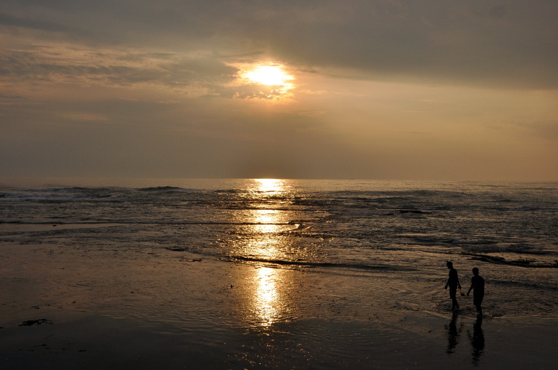 sunset, 4K, beach, beauty in nature, banten, cinangka, sun, cloud - sky, indonesia, outdoors, sky, real people, tranquility, horizon, sea, horizon over water