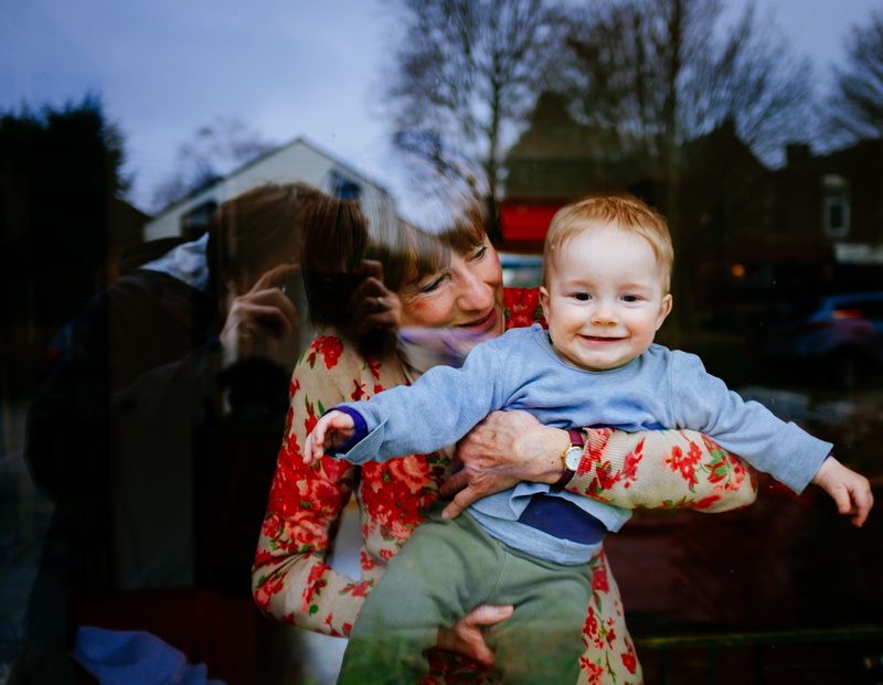 togetherness, 4K, innocence, females, bonding, reflections, happiness, parent, parenthood, kid, women, grandma, family, female, grandchild, window, grandmother