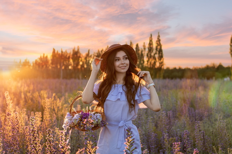 young women, sunset, women with hats, lifestyles, portrait, standing, flowering plant, dress, looking away, outdoors, 2K, leisure activity, fashion, straw hat