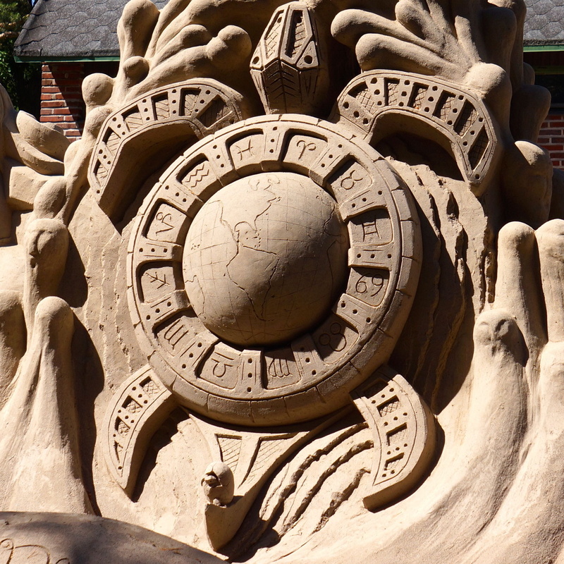 accuracy, clock, 1080P, sand sculpture, sand, creativity, communication, number, nature, pattern, no people, sunlight, outdoors, close-up, minute hand