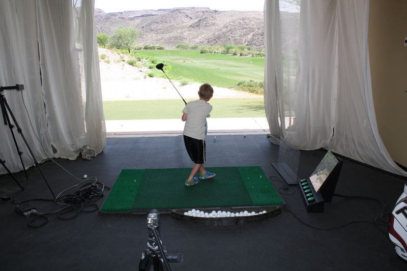 males, rear view, day, green color, standing, junior golf, curtain, shorts, full length, lifestyles, 4K, child, men, real people, one person, practise