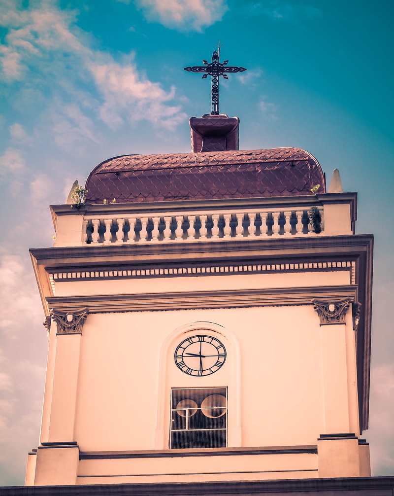 believe, place of worship, spirituality, clock, Christianity, tower, the past, cloud - sky, 2K, low angle view, belief, day, Praying, architecture, built structure