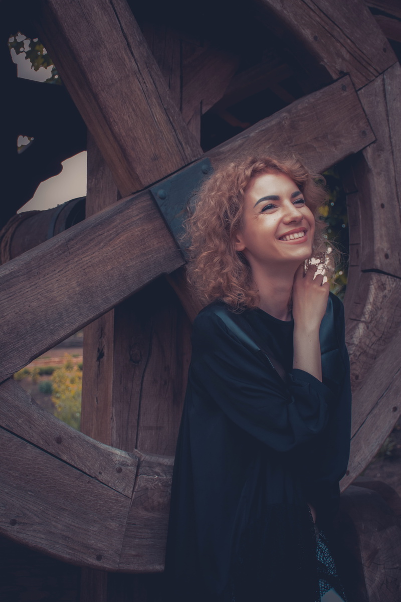 rural, 5K, smiling, hairstyle, child, one person, happiness, beautiful woman, smile, casual clothing, hair, looking at camera, females, wood - material