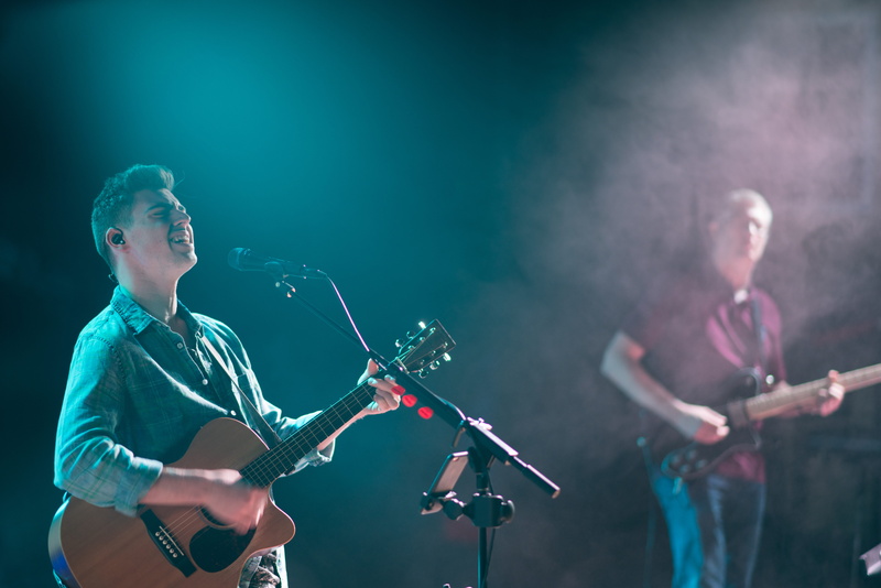 performing, skill, smoke, guitarist, pop music, string instrument, dark, stage - performance space, playing, gracechapel, performance, rock music, plucking an instrument