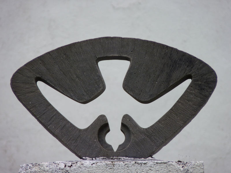 sculpture, day, shape, 4K, nosedive, dove, no people, art and craft, wall - building feature, black color, black, anthropomorphic, still life, single object