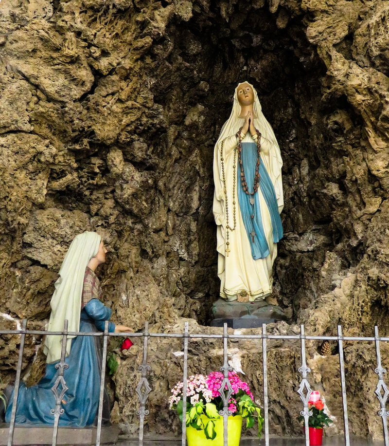 celebration, human representation, church, women, plant, meran, virgin mary, people, mother of god, maria, madonna, adult, positive emotion, belief, religion