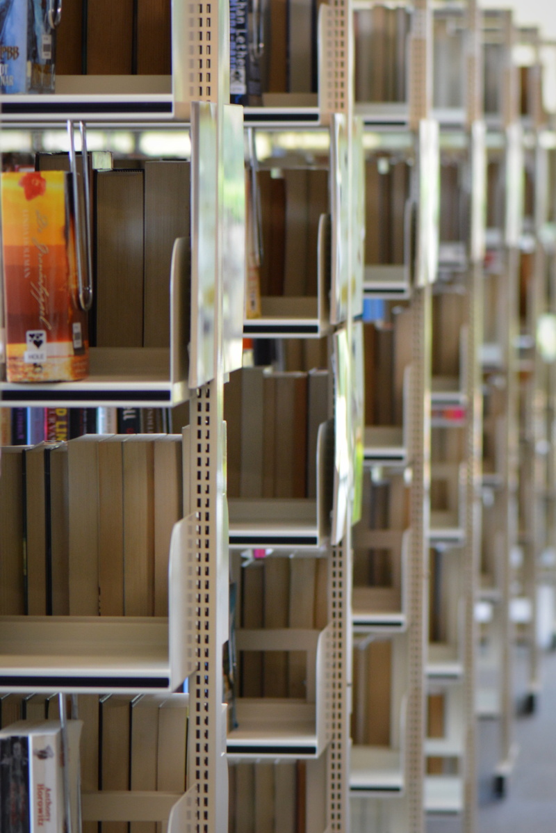 bookshelf, technology, in a row, 4K, business, library, wood - material, no people, still life, close-up, storage compartment, book, shelf, read, books