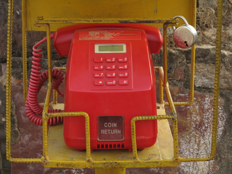 return, history, red, convenience, antique, retro styled, telephone booth, coin, india, landline phone, public, architecture, phone, nostalgia, keypad