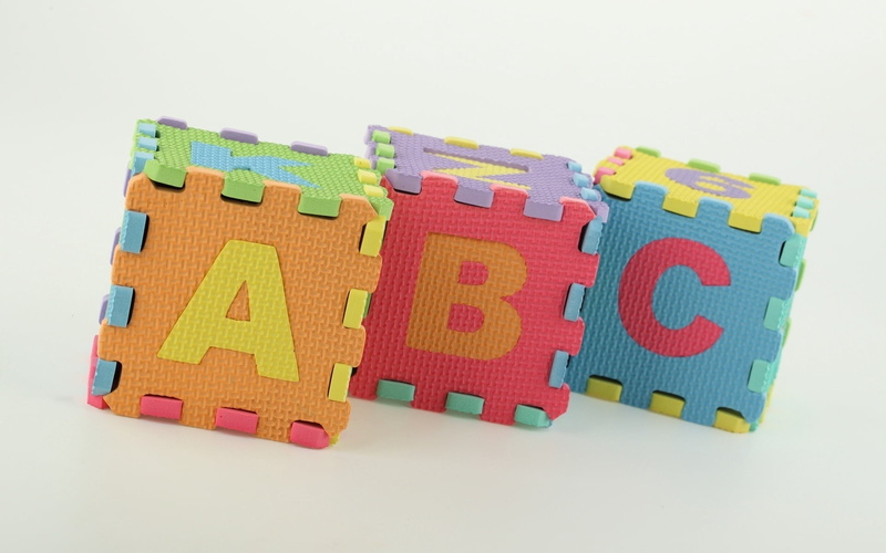indoors, cube Shape, design, multicolored, blocks, alphabet, ideas, learning, colorful, side by side, mats, variation, concepts, child, letters, cognition