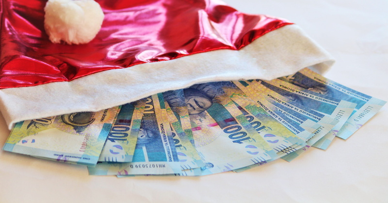 festival, fabric, banking, spread, give, gifts, 4K, wealth, gratuity, currency, no people, indoors, shopping, studio shot, paper currency, banknotes, spend