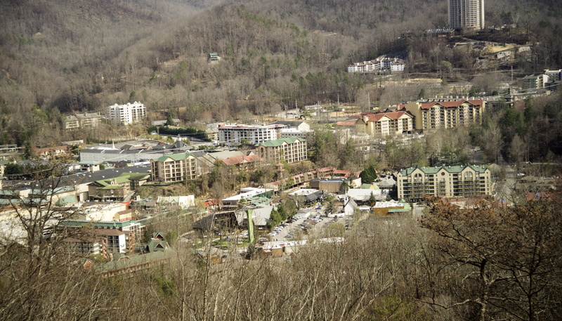 5K, gatlingburg, Tennessee, no people, building, urban Scene, plant, day, city, cityscape, residential district, house, nature, land, United States, growth