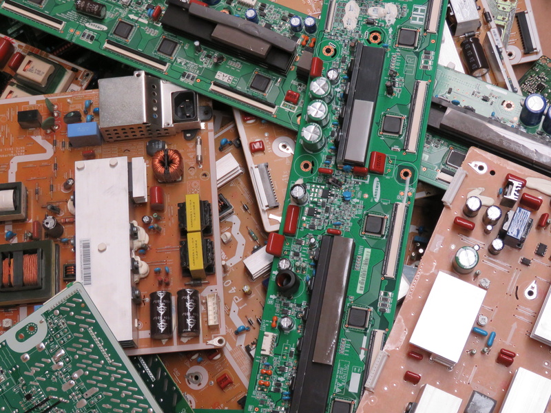 lot, 4K, circuit, Plates, computer part, computer chip, computer equipment, electrical component, brown, green color, no people, green, circuit board