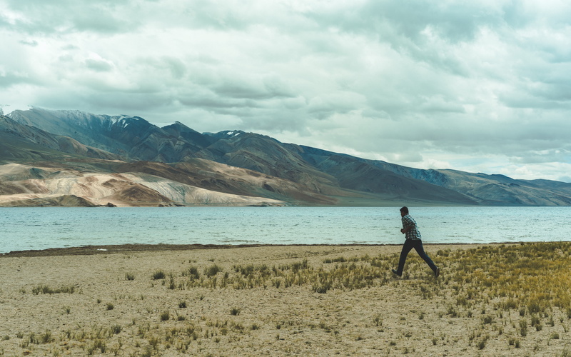 road, body, non-urban scene, walking, water, human, promontory, plateau, tso moriri lake at korzok, near, mountain, slope, nature, 5K, tranquil scene