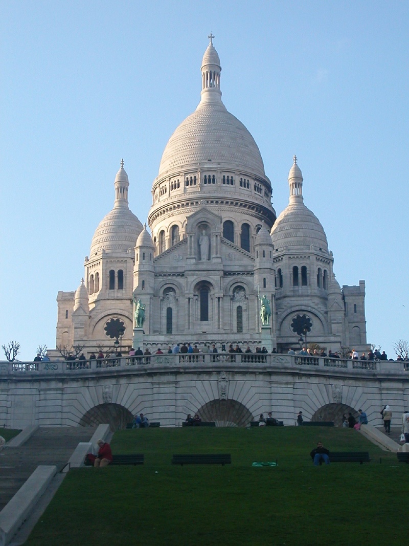 dome, arch, tourism, building exterior, travel, paris, church, nature, incidental people, outdoors, history, clear sky, religion, architecture, built structure